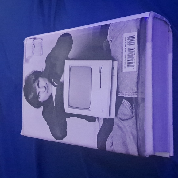 Steve Jobs by Walter Isaac hardcover novel - Picture 2 of 6